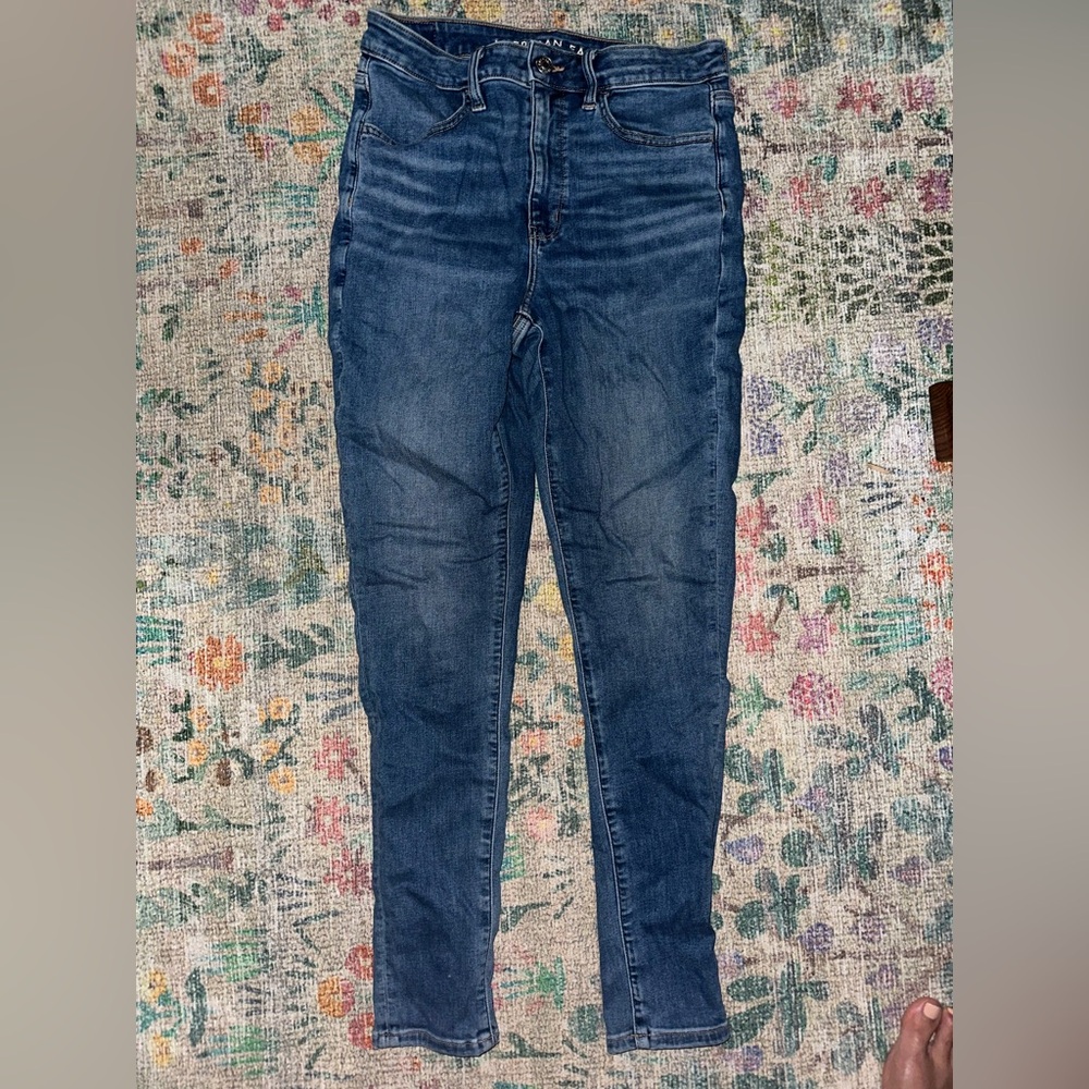 American Eagle Super Stretch Medium Wash Skinny Jeans, 8